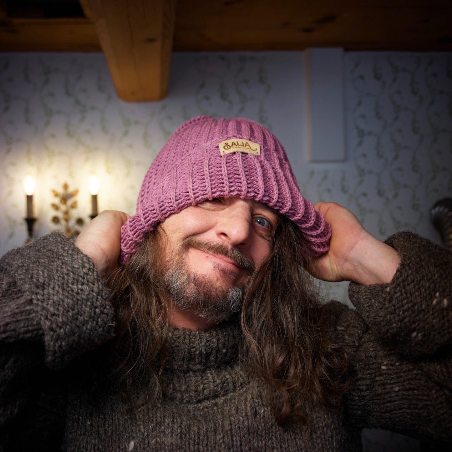 Handgemachte Haube aus 70 % Merino und 30 % Yakwolle