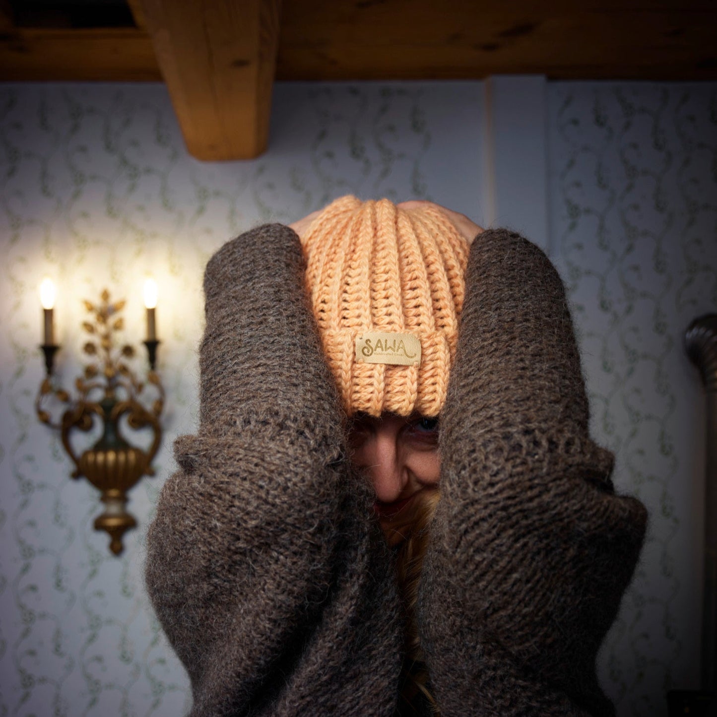 Handgemachte Haube aus 100 % Baby-Alpaka